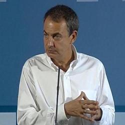 Zapatero anuncia que las pensiones mínimas subirán en 2010