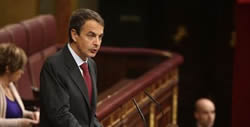 El suicidio político de Zapatero, a la espera de las reacciones de los agentes sociales