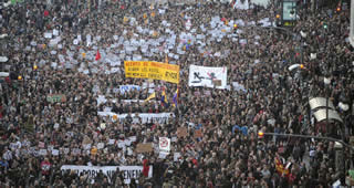 Miles de personas claman contra la Delegada del Gobierno en Valencia