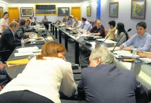 Reunión de la mesona ayer: nada de nada, ni siquiera el recurso frente al decreto de Rajoy por ¿invadir? competencias autonómicas