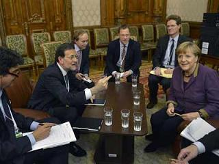 Rajoy ni tienen aliados ideológicos en Europa, especialmente entre sus compañeros alemanes, ni genera más confianza en los mercados, ni impone respeto, ni