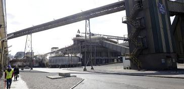 El problema de la sobre-exposición laboral en la fábrica Asturiana de Zinc de San Juan de Nieva caso abierto.