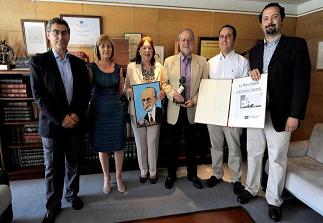 Entrega de la distinción Asturiano del mes al Dr. Carlos Suarez