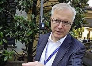 A Olli Rehn y a muchos más simplemente habría que decirles: abstenerse de abrir la bocaza los que ni de casualidad acertaron una en lo que va de crisis ¿cómo se atreven?