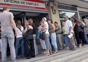 Un informe de la Organización Mundial de la Salud alerta de que la alta tasa de desempleo juvenil en España supone una "emergencia sanitaria"