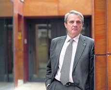 El fiscal jefe del Tribunal de Cuentas ve «inconcebible» que Reinares siga de concejal