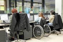 Foro, IU y UPyD acusan a Bienestar Social de «engañar» a las ONG de discapacidad