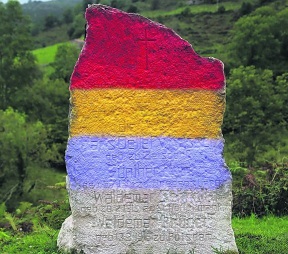 Inician una campaña para retirar los símbolos franquistas que quedan en Asturias