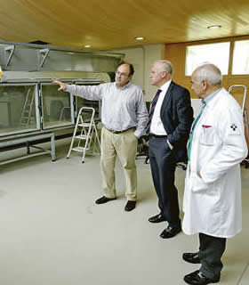 Neumología clínica, neumología ocupacional y prevención técnica, son los tres grandes departamentos de actuación